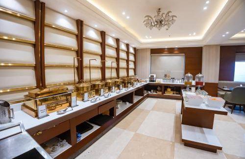 Varanasi Hotel | 50 m² Hotel ∙ 4 guests