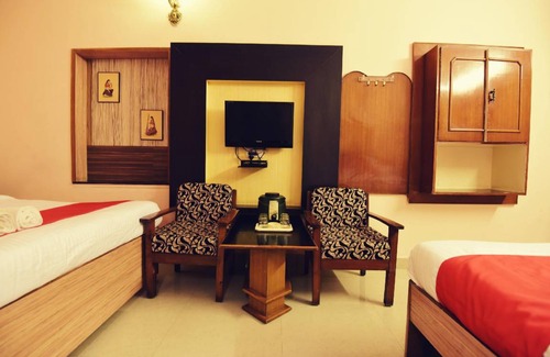Mount Abu House | 500 m² House ∙ 8 bedrooms ∙ 16 guests