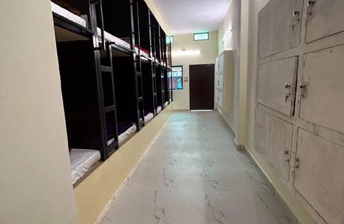 Varanasi House | 500 m² House ∙ 1 bedroom ∙ 1 guest