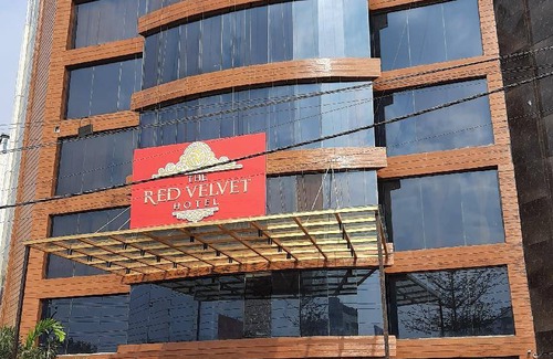 Patna Hotel | 510 m² Hotel ∙ 3 guests