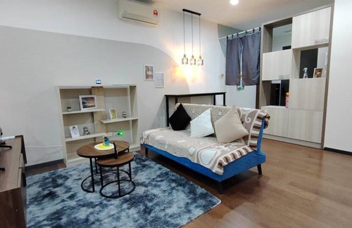 Bandar Sri Permaisuri Apartment | 526 m² Apartment ∙ 3 guests