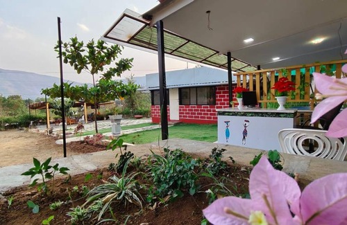 Bajarwadi House | 60 m² Bungalow ∙ 2 bedrooms ∙ 10 guests
