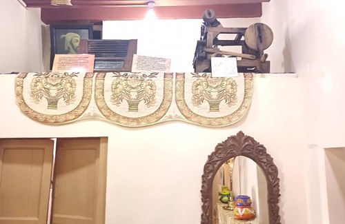 Landour House | 600 m² House ∙ 1 bedroom ∙ 5 guests