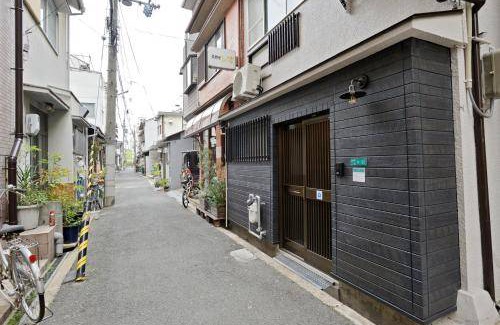 Shin-Osaka House | 66 m² House ∙ 3 bedrooms ∙ 8 guests