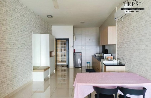 Usj 1 House | 67 m² House ∙ 1 bedroom ∙ 2 guests