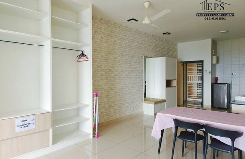 Usj 1 House | 67 m² House ∙ 1 bedroom ∙ 2 guests
