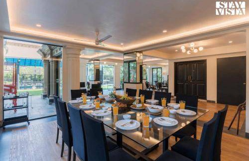 Rao Colony Villa | 7500 m² Villa ∙ 9 bedrooms ∙ 27 guests