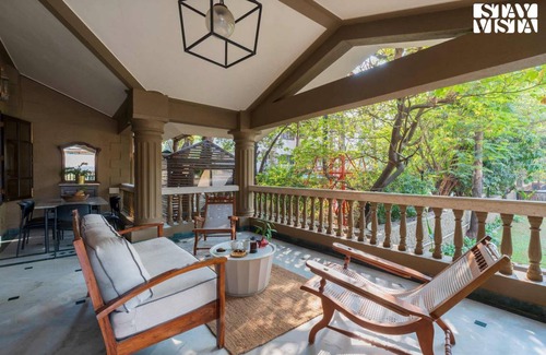 Rao Colony Villa | 7500 m² Villa ∙ 9 bedrooms ∙ 27 guests