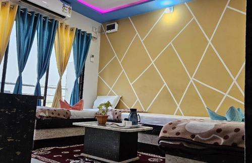 Rajpipla House | 790 m² House ∙ 2 bedrooms ∙ 7 guests