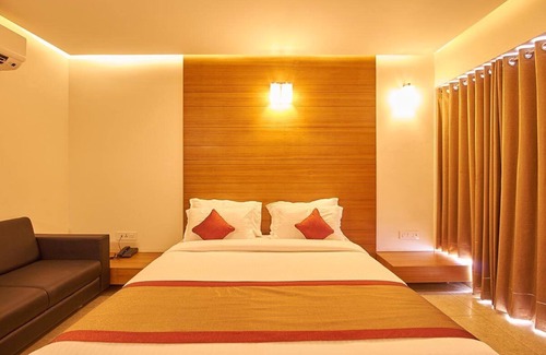 Gandhinagar Hotel | 7Wonders Hotel