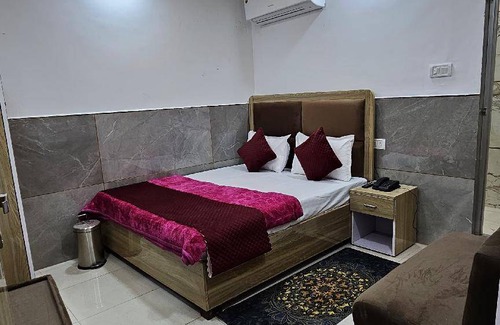 Faizabad Hotel | 80 m² Hotel ∙ 4 guests