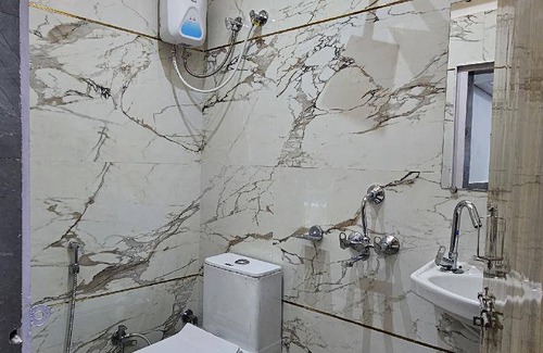 Faizabad Hotel | 80 m² Hotel ∙ 4 guests