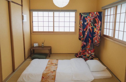 Fushimi House | 80 m² House ∙ 3 bedrooms ∙ 9 guests