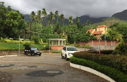 Courtallam Resort | 84 m² Resort ∙ 2 bedrooms ∙ 6 guests
