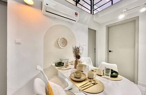Taman Midah House | 868 m² House ∙ 2 bedrooms ∙ 8 guests