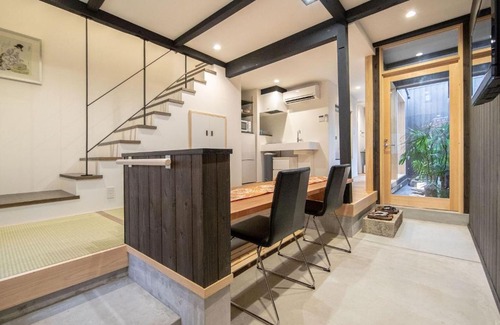 Shimogyo House | 8INN Kyoto Machiya Villa