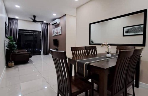 Subang Jaya Apartment | 91 m² Apartment ∙ 3 bedrooms ∙ 5 guests