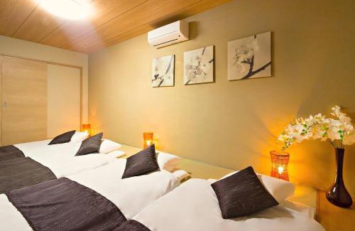 Higashinari Apartment | 96 sqMeter, 2 Bedrooms & 2 Bathrooms , 4 min to subway, BarrierFree! Fukujutei IM101