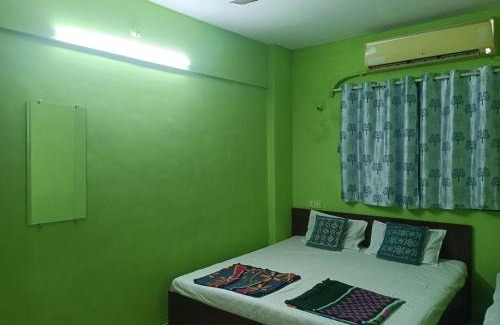 Thane West Bed & Breakfast | AC Bed And Breakfast At Pushpanjali Phase 2 Bunglow No A1,Ovale ,Ghodbunder Road Thane West