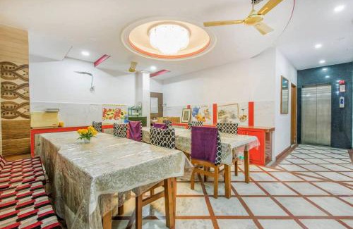 Malviya Nagar House | AIRPORT SKY INN HOMESTAY