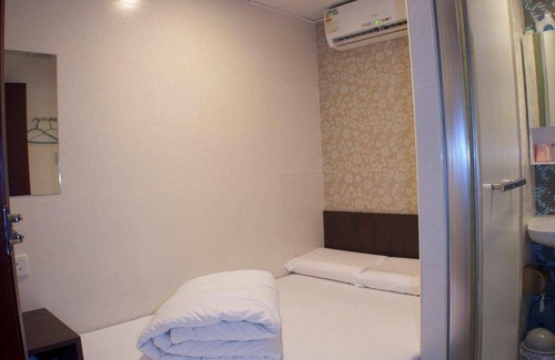 Mong Kok Apartment | Apartment ∙ 1 bedroom ∙ 1 guest