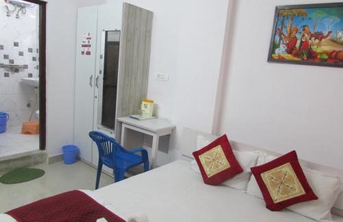 Udaipur Hostel | Ashish Guest House, Udaipole