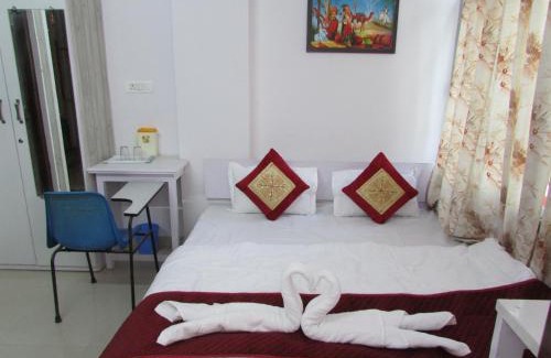 Udaipur Hostel | Ashish Guest House, Udaipole