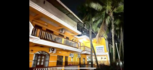Saunta Vaddo House | Aura rooms & swimming pool, calangute