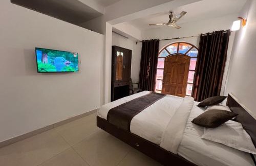 Saunta Vaddo House | Aura rooms & swimming pool, calangute