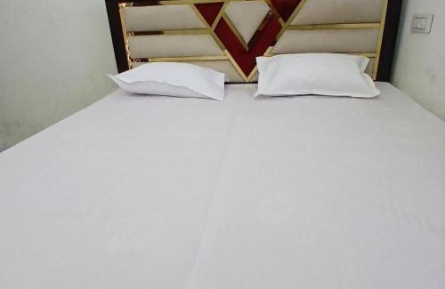 Ayodhya Hotel | Awadh Biharee Inn