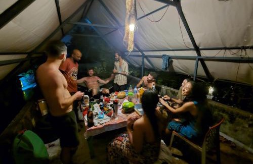 Alappuzha Hostel | Beachcampers for Foreign travelers only