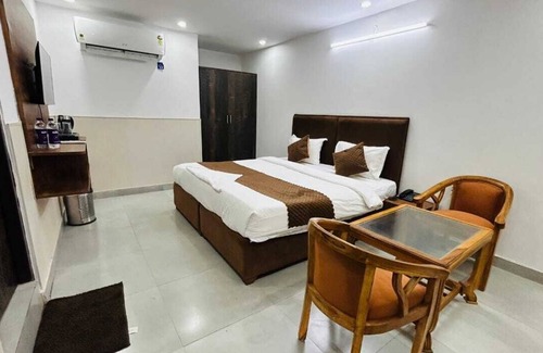 Greater Noida Hotel | Belle Vista Regency