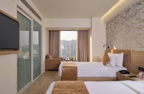 Ahmedabad Hotel | Biznotel by Pride Motera