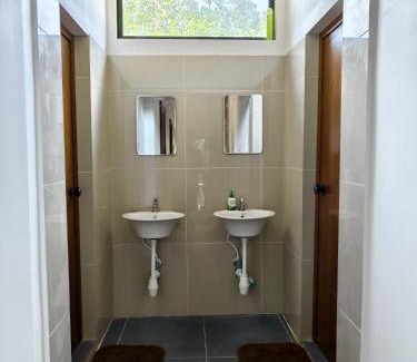 Aryad South House | Carmel Stay