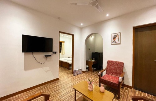 Candolim Apartment | Casa Amor by There4You Tourism(1BHK with Swimming Pool)