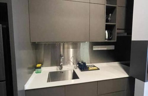 Golden Triangle Apartment | Ceylonz Sky Suite Bukit Bintang KL & Netflix