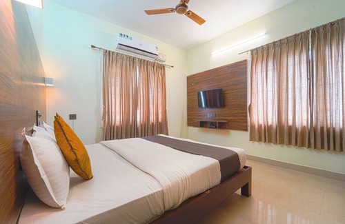 Saravanampatty Hotel | Chakraa Hotels Saravanampatti