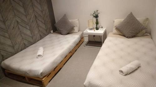 Brickfields Hostel | Charming Bedroom - next to train station at Est Bangsar