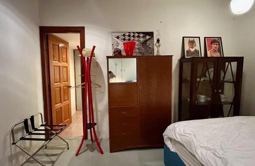 Tunku Apartment | Chic Designer Family Rooms in Shared Bungalow near LRT SS1 PJ
