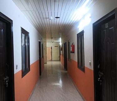 Adarsh Nagar House | City Hotel