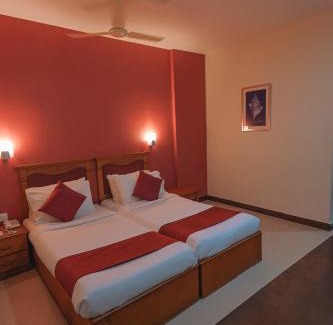 Tiruvalla Hotel | CLUB7 HOTEL