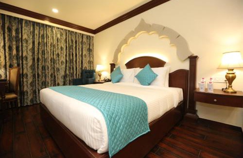 Pink City Hotel | Comfort Inn Sapphire - A Inde Hotel