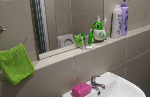 Kampung Sungai Kayu Ara Condo | *Comfortable*Cheap*Room@Petaling Jaya