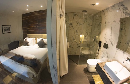 Barakhamba Hotel | Connaught Royale