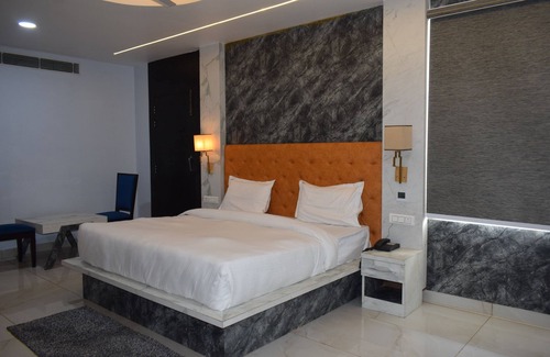 Haldwani Hotel | Country Ambience Hotel