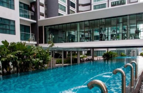 Taman Equine Apartment | Cozy studio welcomes you