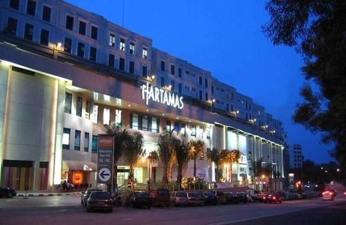 Sri Hartamas Apartment | Cozy & Stylish Studio, 5 Min Walk To Hartamas Mall