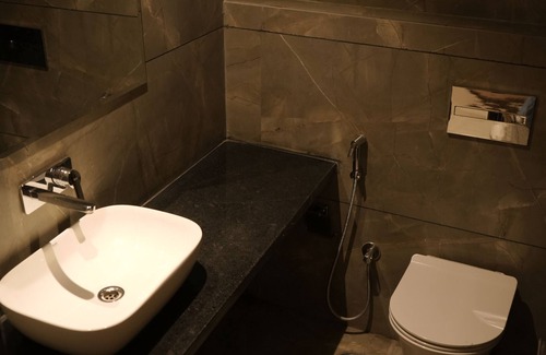 Bhilwara Hotel | CROWN PARK LUXURY HOTEL