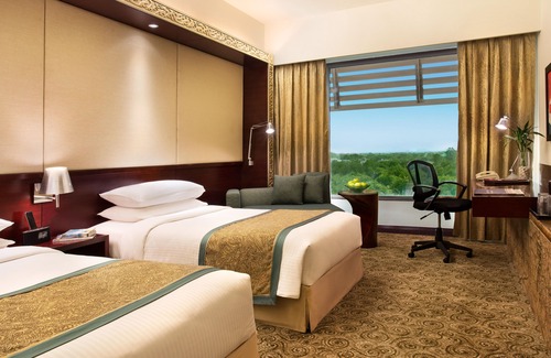 Prahlad Nagar Hotel | Crowne Plaza Ahmedabad City Centre, an Ihg Hotel