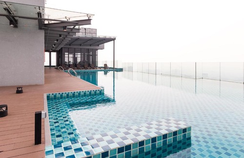 Taman Mutiara Apartment | Eko Cheras Premium Suite